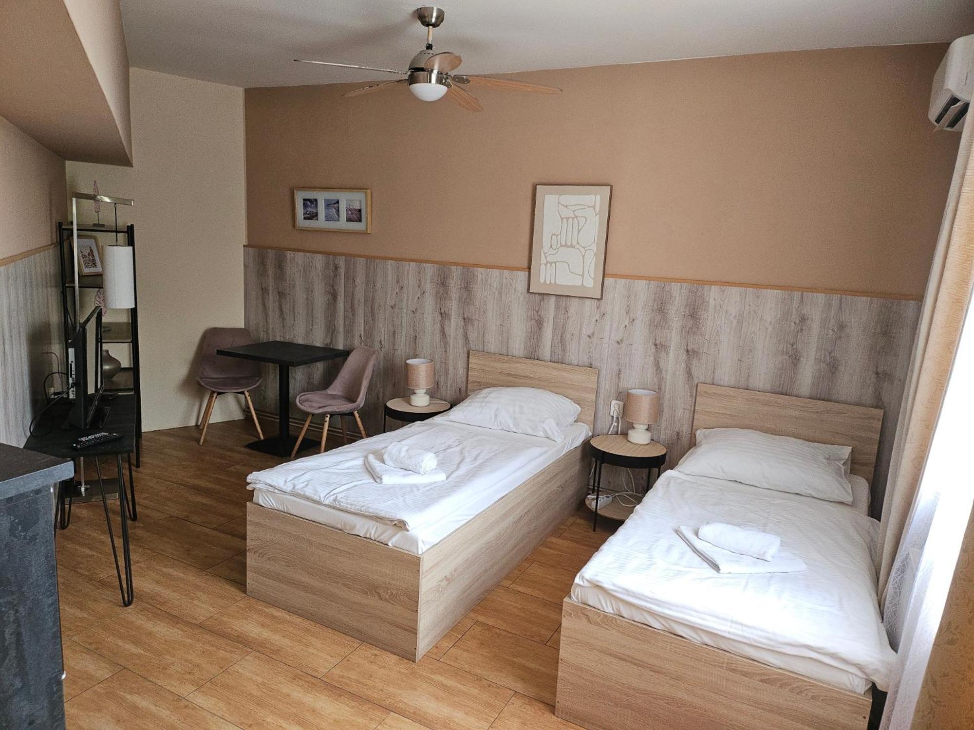 Hotel Taurus Ostrava Exterior foto